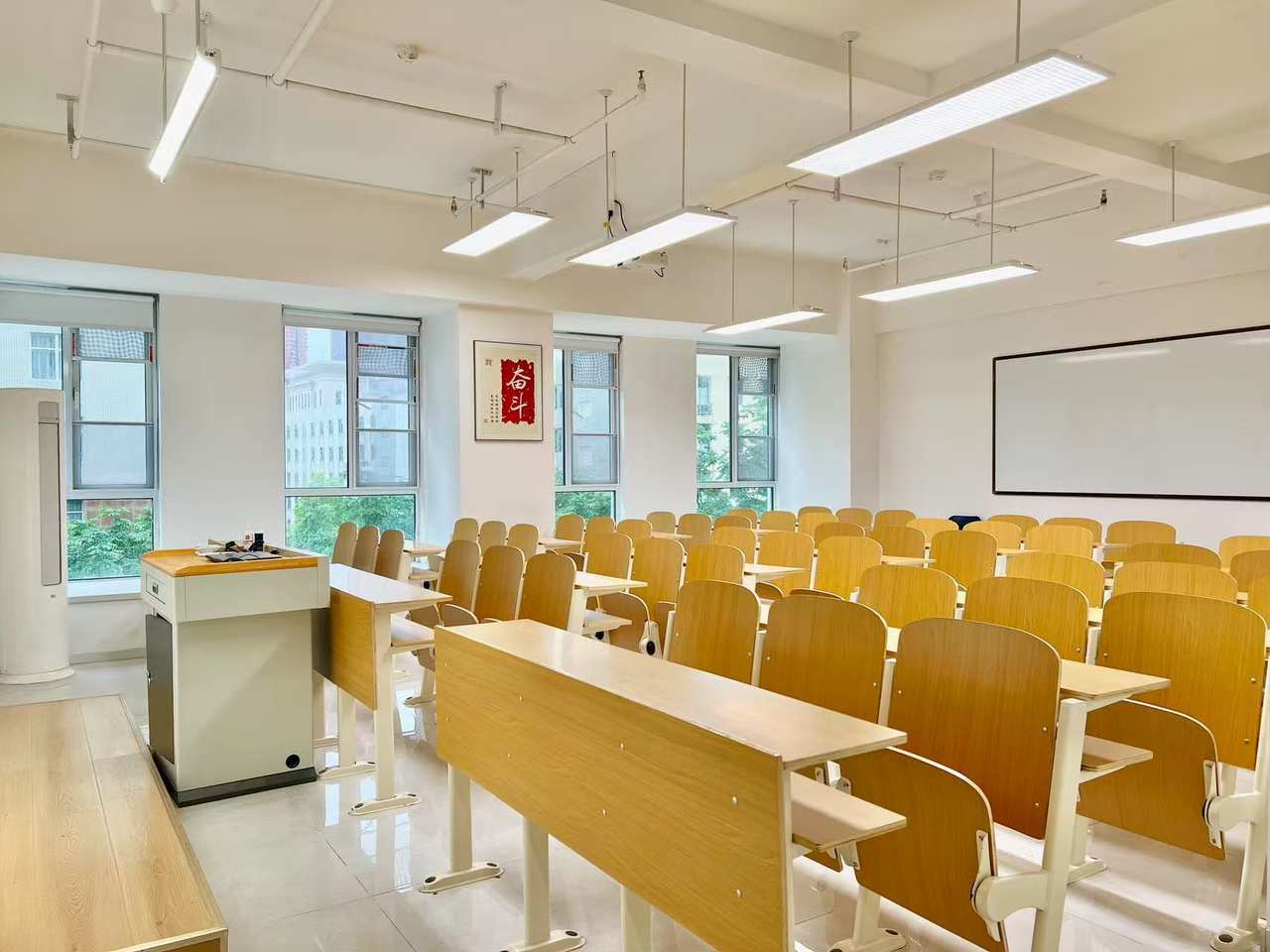 理工第一教学区教室侧面二